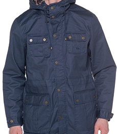 市场上装-大衣-时尚中长