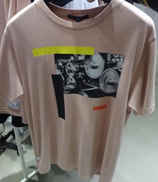 市场上装-T恤-时尚T恤【实拍】