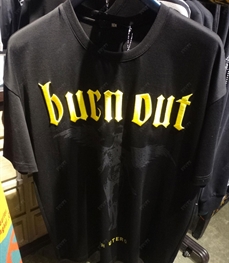 市场上装-T恤-时尚T恤【实拍】