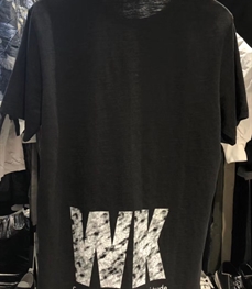 市场上装-T恤-时尚T恤