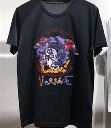 市场上装-T恤-时尚T恤