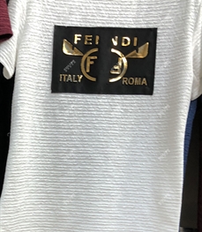 市场上装-T恤-靓仔T恤【实拍】