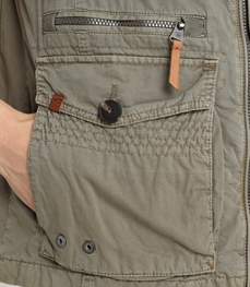 市场上装-马夹-靓仔马夹