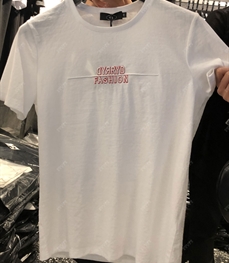 市场上装-T恤-靓仔T恤【实拍】