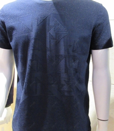 市场上装-T恤-时尚商务T恤【实拍】