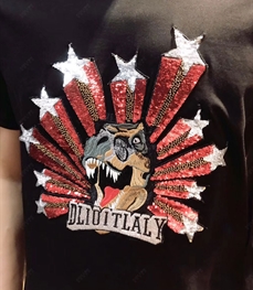 市场上装-T恤-靓仔T恤