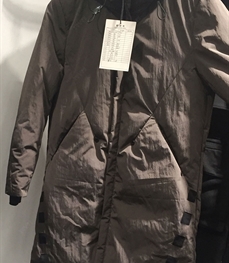 市场上装-棉衣/羽绒服-杭州中国原创男装展_靓仔棉服【实拍】