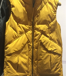 市场上装-马夹-杭州中国原创男装展_休闲马夹【实拍】