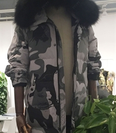 市场上装-棉衣/羽绒服-杭州中国原创男装展_靓仔棉服【实拍】