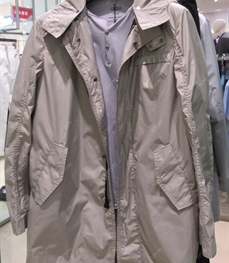 市场上装-大衣-时尚商务大衣【实拍】