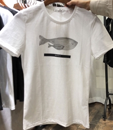 市场上装-T恤-靓仔T恤【实拍】