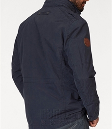 市场上装-中长外套-时尚商务派克装