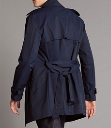 市场上装-大衣-时尚商务风衣