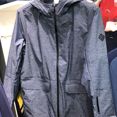 户外品牌-滑雪服-【实拍】户外滑雪服