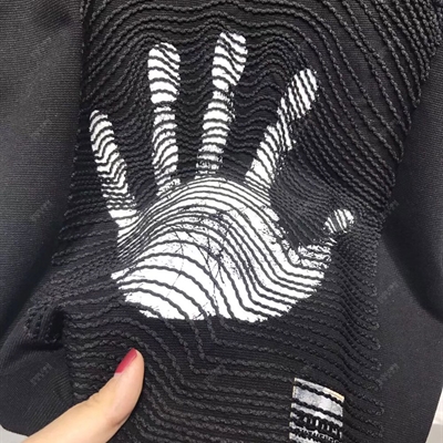 市场上装-T恤-靓仔T恤