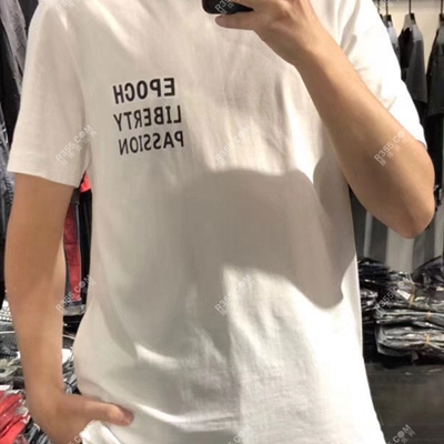 市场上装-T恤-休闲T恤