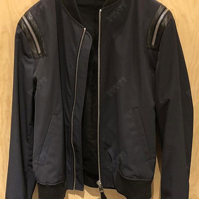 市场上装-夹克-时尚夹克