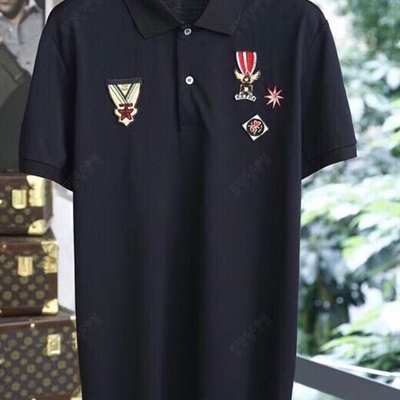 市场上装-T恤-时尚Polo