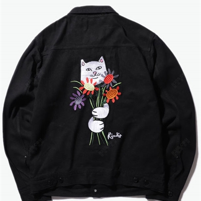 市场上装-夹克-休闲夹克