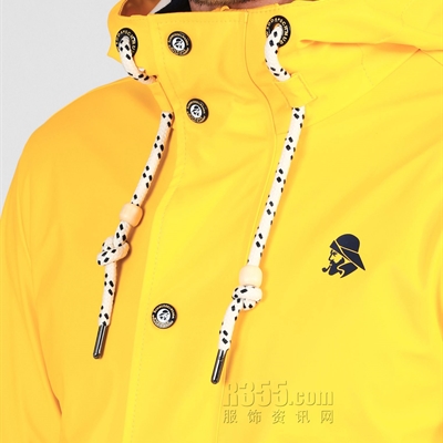 市场上装-大衣-时尚中长外套