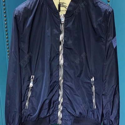 市场上装-夹克-时尚夹克