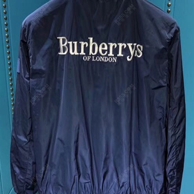 市场上装-夹克-时尚夹克