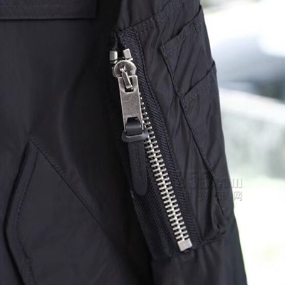 市场上装-夹克-时尚夹克