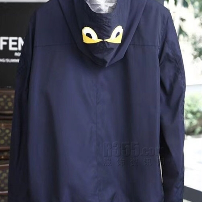 市场上装-夹克-时尚夹克