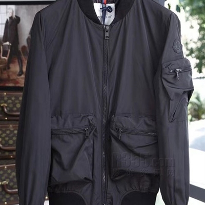 市场上装-夹克-时尚夹克