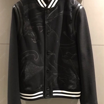 市场上装-夹克-时尚夹克