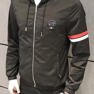 市场上装-夹克-时尚夹克