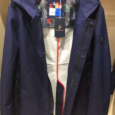 市场上装-大衣-商务中长