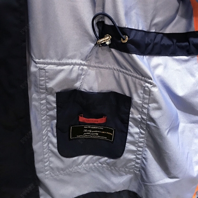 市场上装-大衣-商务中长