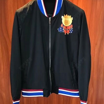 市场上装-夹克-时尚夹克