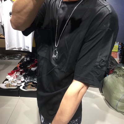 市场上装-T恤-靓仔T恤