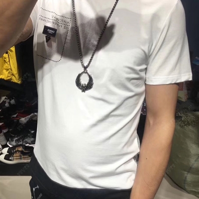 市场上装-T恤-靓仔T恤