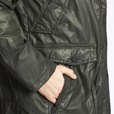 市场上装-皮衣-靓仔皮衣