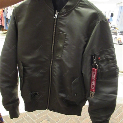 市场上装-夹克-休闲夹克【实拍】