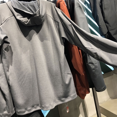 户外品牌-户外外套-【实拍】户外外套