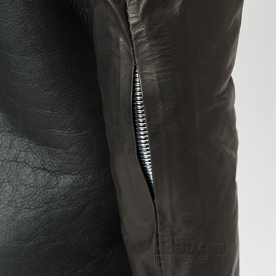 市场上装-皮衣-靓仔皮草