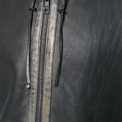 市场上装-皮衣-靓仔皮草