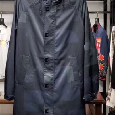 市场上装-大衣-商务大衣