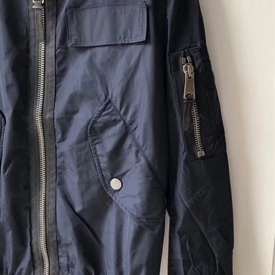 市场上装-夹克-商务夹克