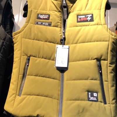 市场上装-马夹-靓仔马甲【实拍】