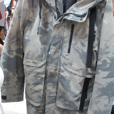 市场上装-中长外套-靓仔外套【实拍】