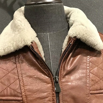 市场上装-尼克服-商务尼克服