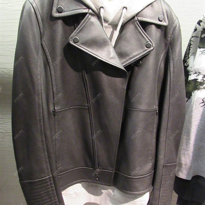 市场上装-皮衣-时尚皮衣【实拍】