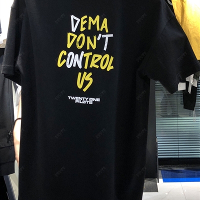 市场上装-T恤-靓仔T恤【实拍】