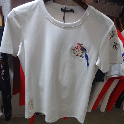 市场上装-T恤-靓仔T恤【实拍】