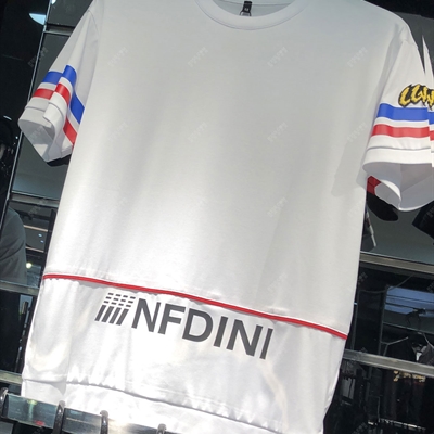 市场上装-T恤-靓仔T恤【实拍】